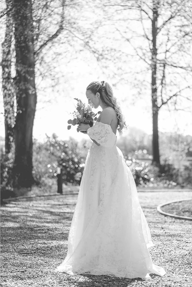 Braut im Brautkleid